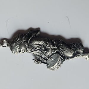 ✨3 for $15 sale ✨Vintage international Pewter 1974 Little Drummer Boy Necklace